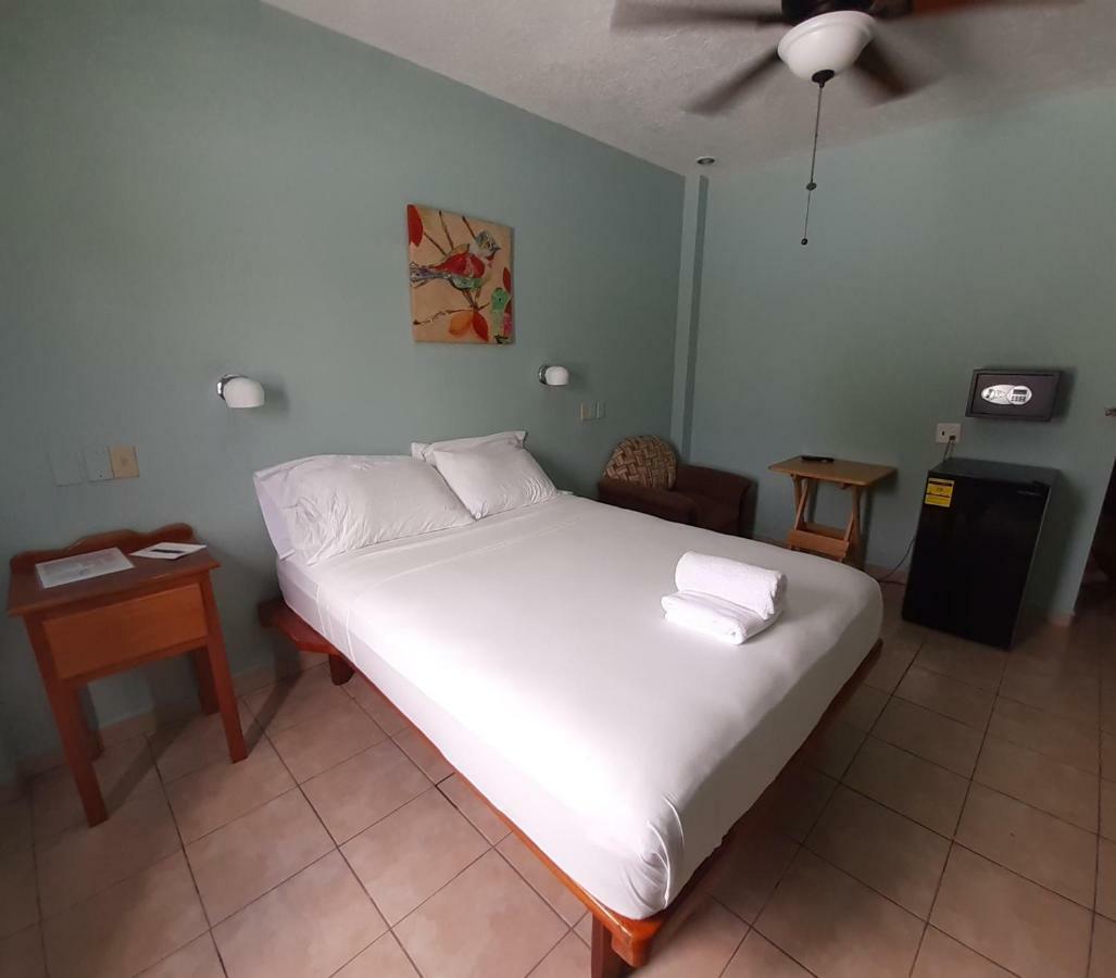 Maya Bella Downtown Hotel San Ignacio Εξωτερικό φωτογραφία